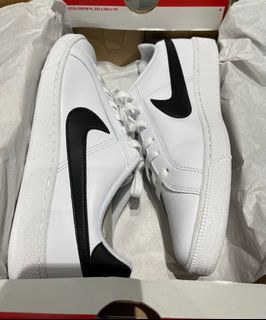 Nwt nike classic black swoosh discount