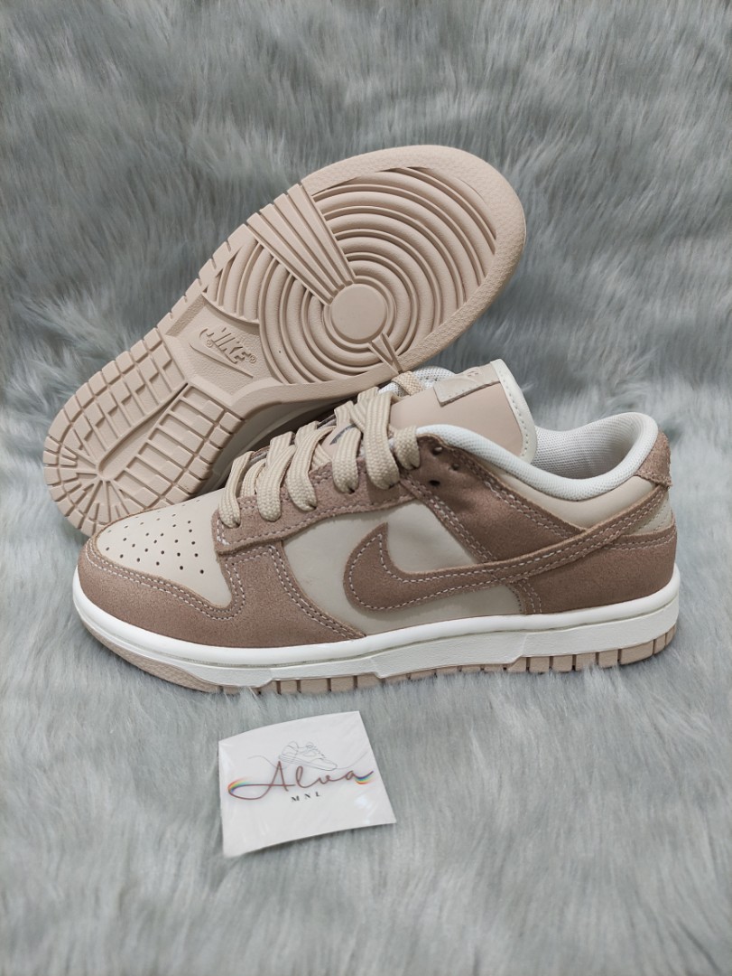 Nike Dunk Low  size? sand brown 25cm