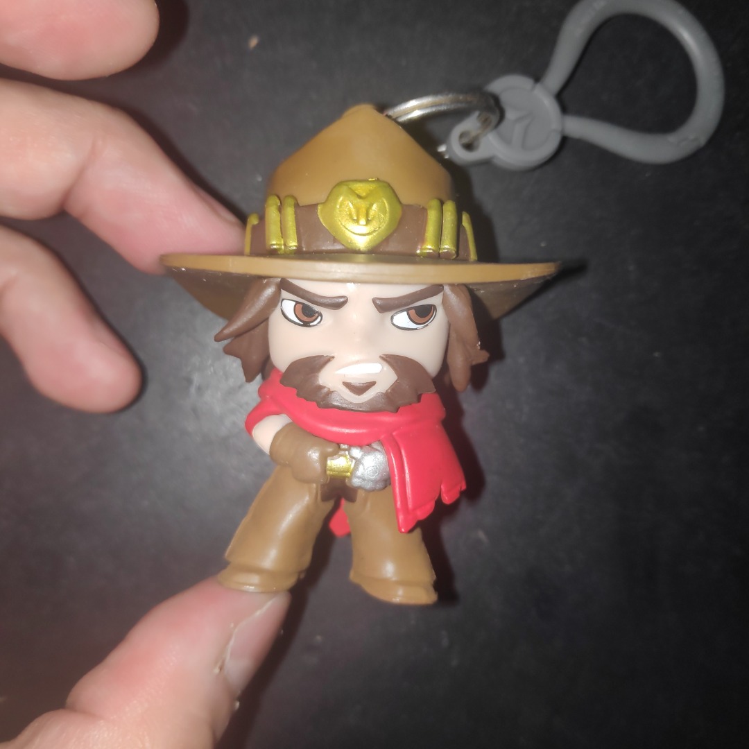 Overwatch Backpack Hanger Keychain Jesse McCree / Cole Cassidy Blind
