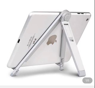 Phone / iPad stand462149557893222400