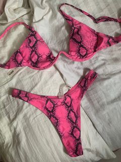 (Category: ) located in . Submitted by darachii (Listing ID 1212851741, Image 1). Description: .