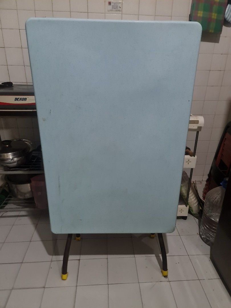 Plastic Kitchen Table, TV & Home Appliances, Kitchen Appliances, Other
