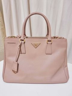(Category: ) located in . Submitted by shop_lala (Listing ID 1212858973, Image 1). Description: .