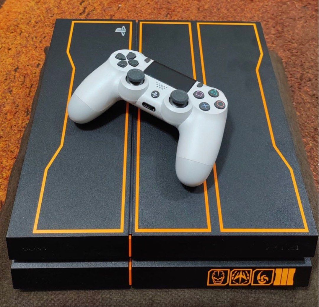 Ps4 Call of duty edition Video Gaming Video Game Consoles