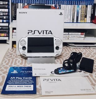 PS Vita Ice Silver (Rare)