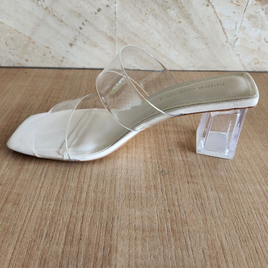 Heels pull cheap and bear