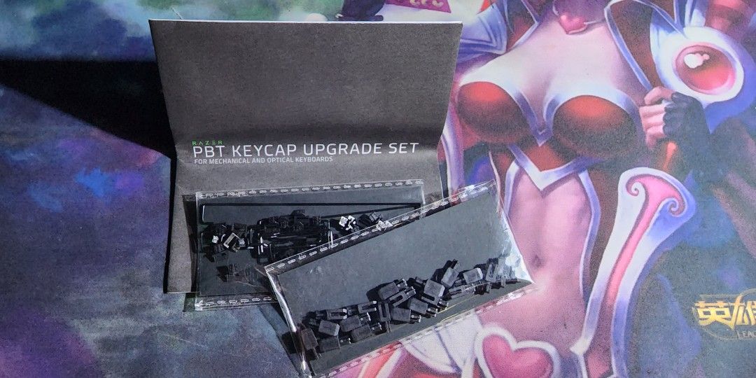 Razer PBT Keycaps Upgrade (Category: Computer Keyboard) located in Valenzuela. Submitted by shawnthesheeep (Listing ID 1212926829, Image 2). Description: Razer PBT Keycap Upgrade Set Quartz Pink Complete, used only for 1 month. RFS: extra keycaps.