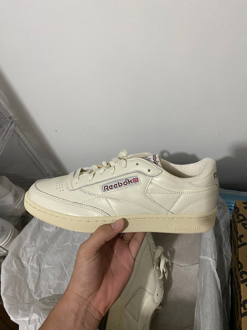 Reebok club c hotsell 85 chalk maroon