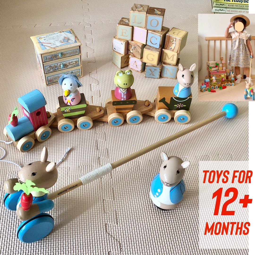 set Peter rabbit wooden toys by beatrix potter