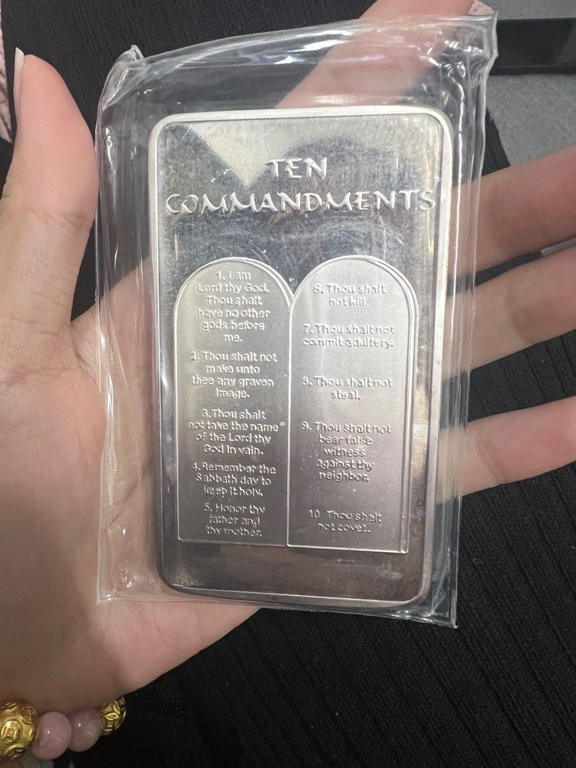 SILVER BAR (Category: Currency) located in Taguig. Submitted by aaustriaaa (Listing ID 1212919391, Image 2). Description: SILVER 10troy oz Fine Silver .