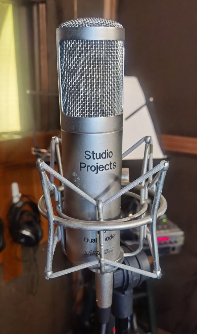 Studio Projects T3 tube mic set + mic stand + extra Z5600 tube mic