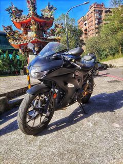 【SUZUKI 台鈴】 GSX-R150 消光黑烤漆 跑車 仿賽小阿魯