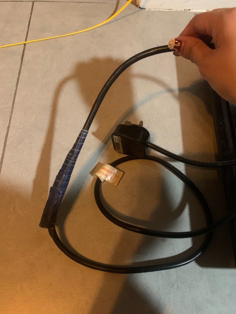 Tesco induction cooker, TV & Home Appliances, Kitchen Appliances, Cookers on Carousell