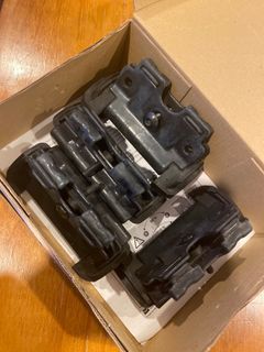 Thule roof mount foot kit for Volvo v40 cross country