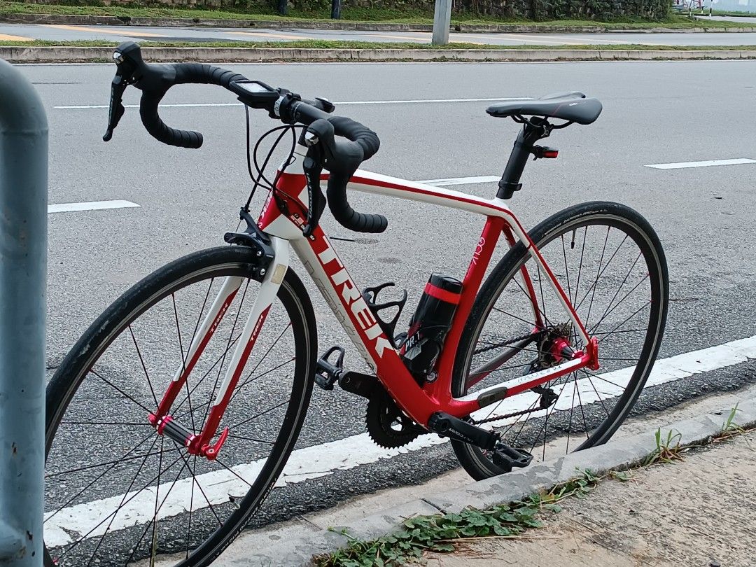 Trek Madone 5.2 Sports Equipment Bicycles Parts Bicycles on