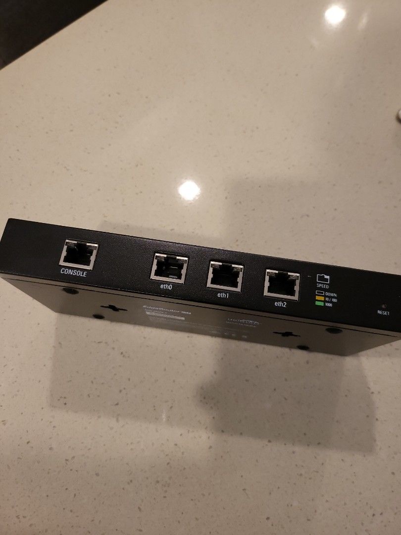 Ubiquiti Edge router LITE, Computers & Tech, Parts & Accessories