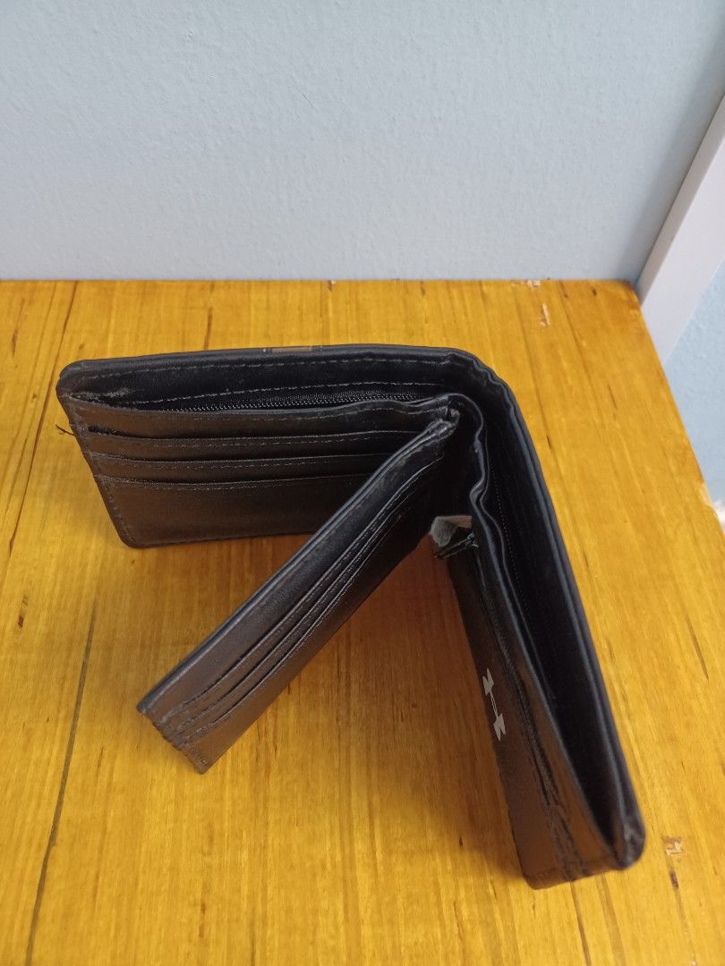 Under Armour wallet, Men's Fashion, Watches & Accessories, Wallets