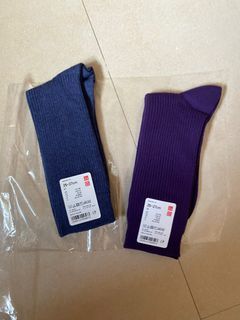 UNIQLO brand new unisex socks blue and violet 25-27cm ✨