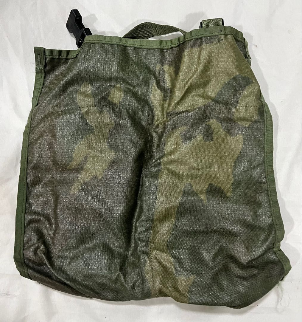 US Army Utility Accessory, Men's Fashion, Bags, Belt bags, Clutches and