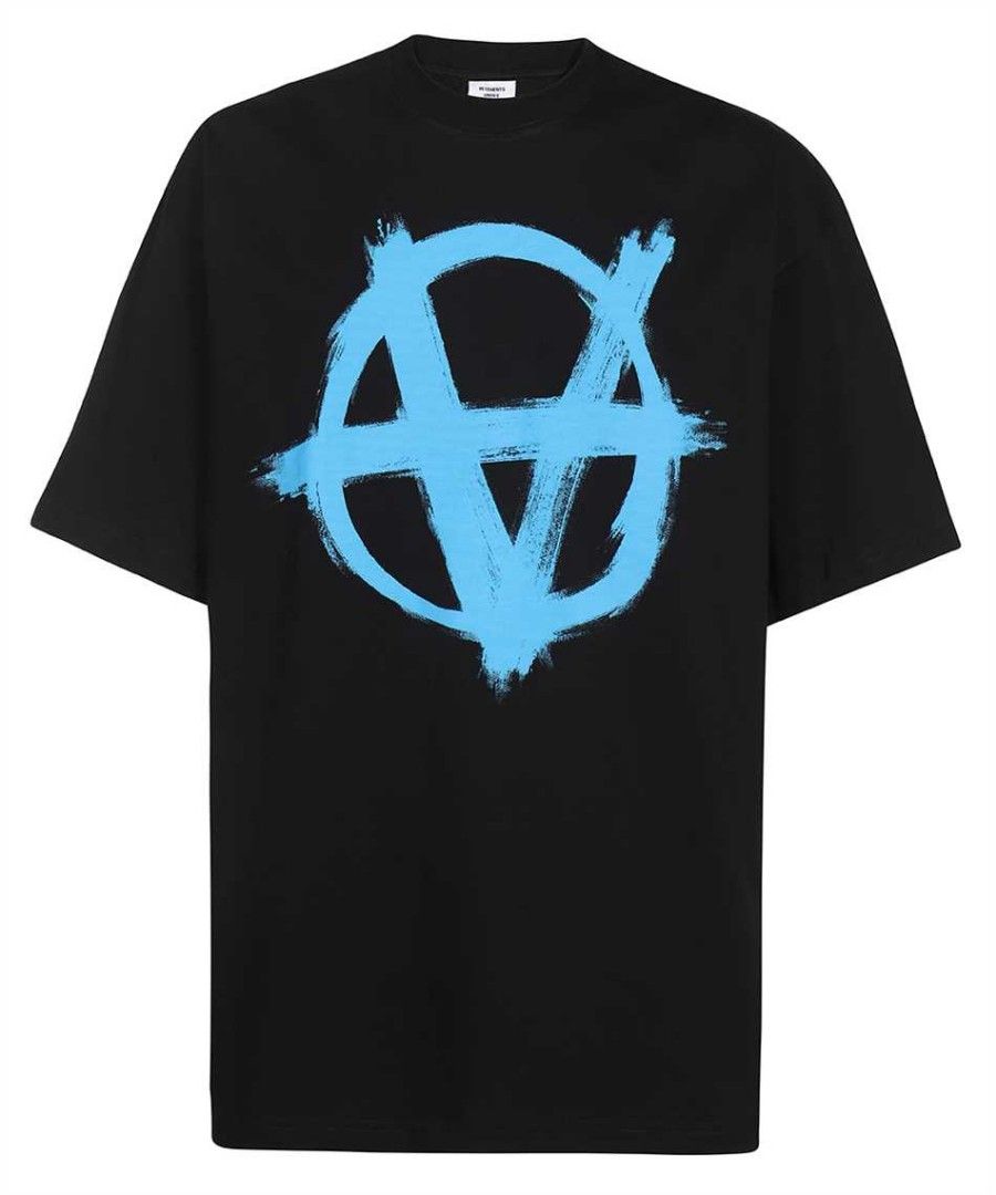 Vetements Anarchy logo Tee Black/Blue, Men's Fashion, Tops  Sets, Tshirts   Polo Shirts on Carousell