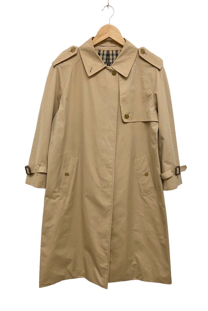Daks coat sale