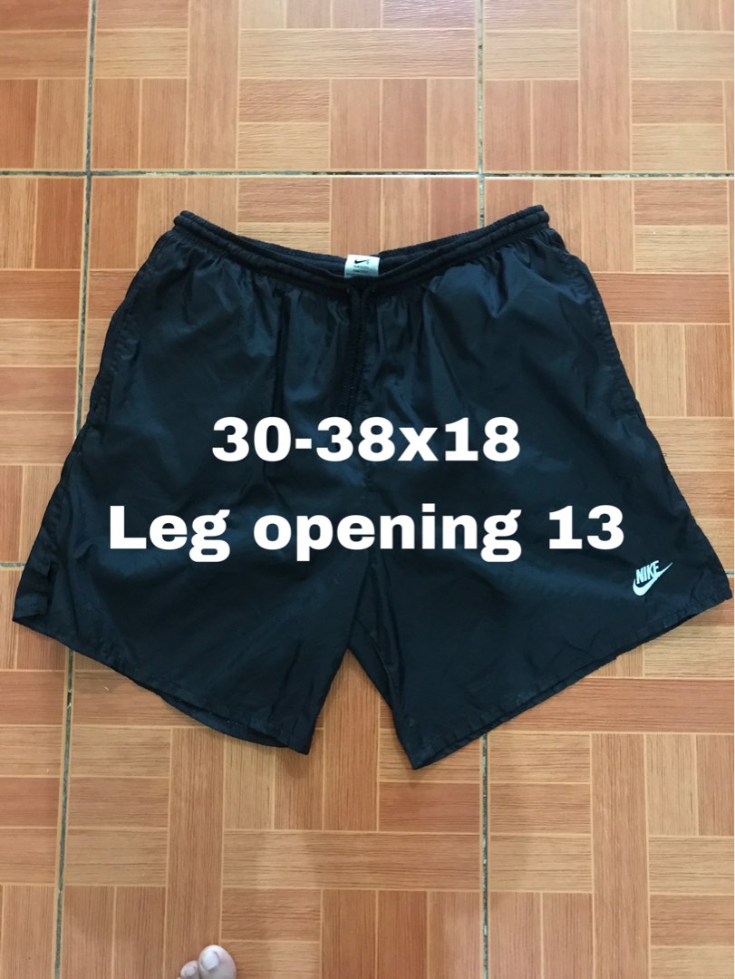 Vintage Nike Nylon Shorts, Men's Fashion, Bottoms, Shorts on Carousell