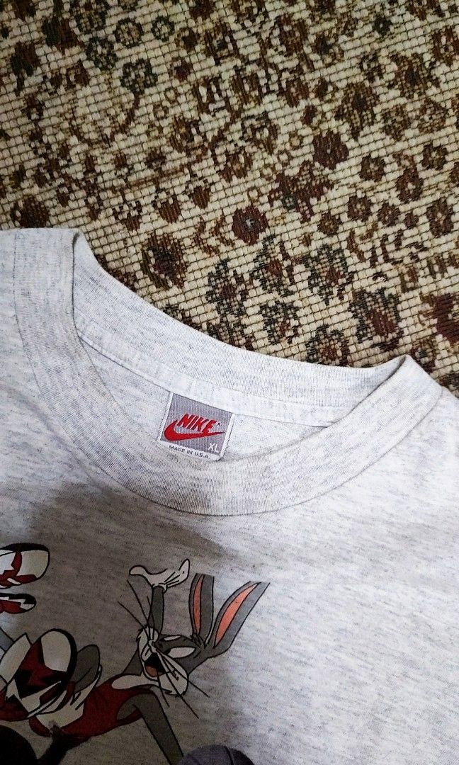 Vtg Nike Looney Tunes Bugs Bunny Hare Jordan T Shirt
