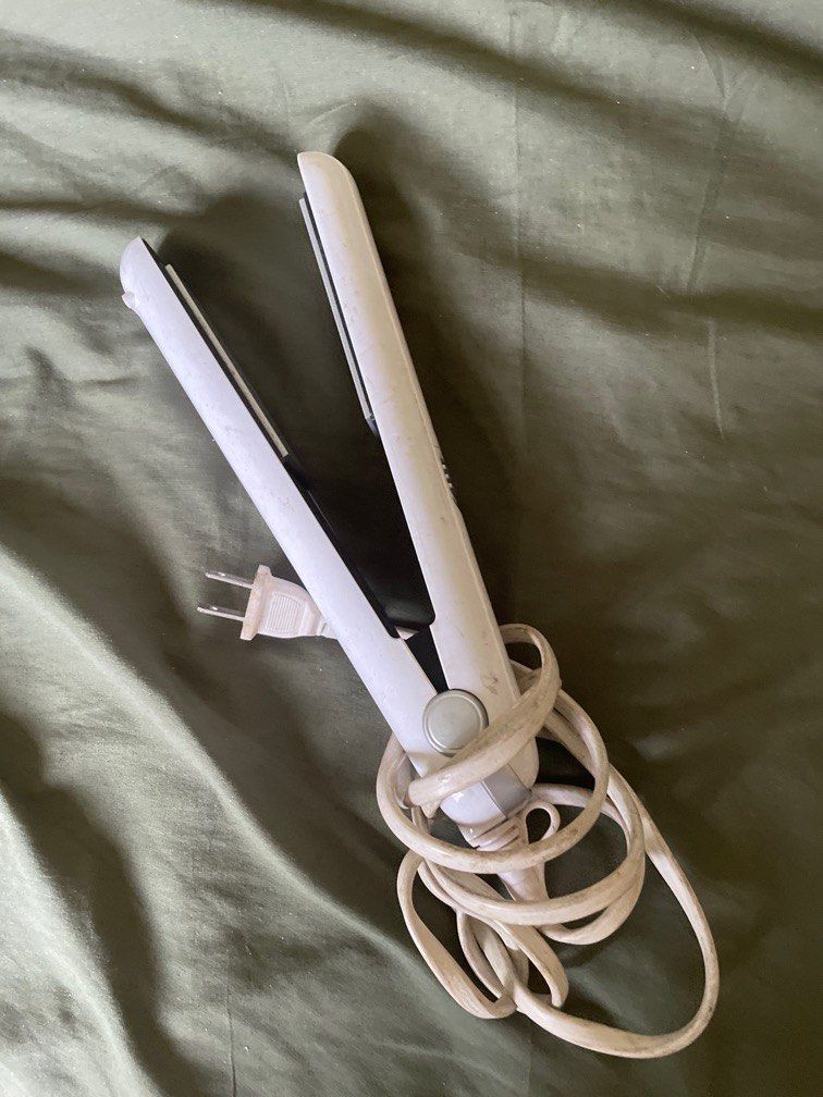 Watsons Hair Iron on Carousell