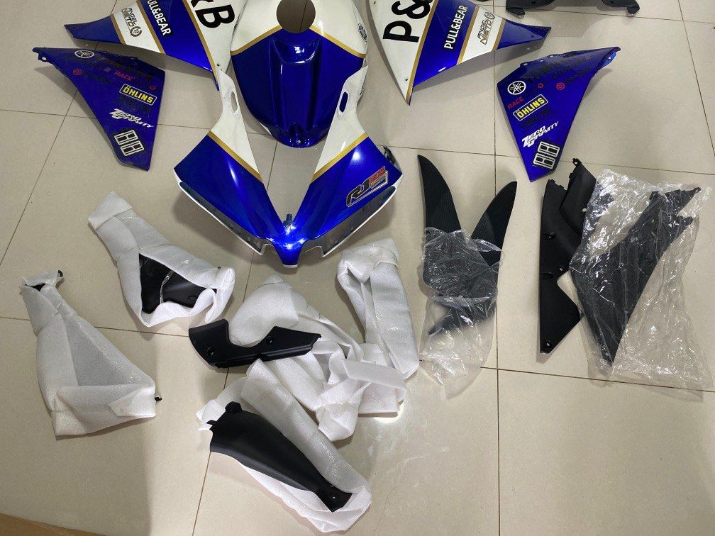 01 yamaha r1 fairings