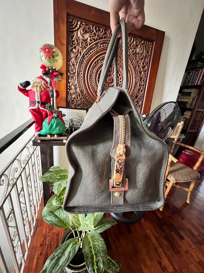 Ysl doctor bag on sale