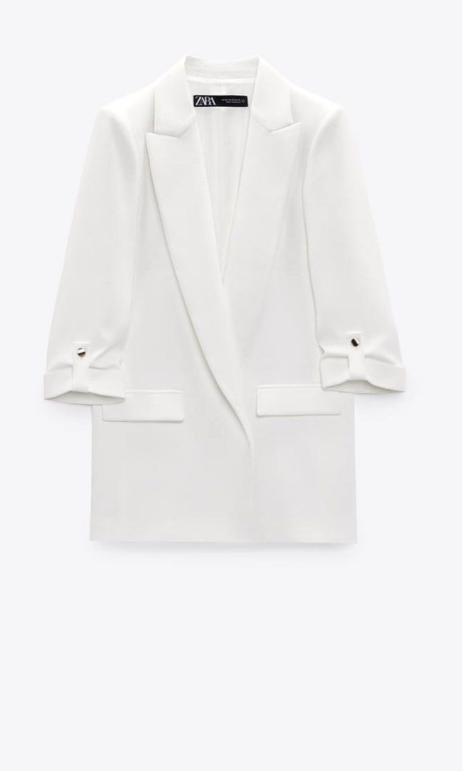 Zara White Rolled Up Blazer (Category: Coats, Jackets and Outerwear) located in Muntinlupa City. Submitted by downtodeclutter (Listing ID 1212951424, Image 3). Description: - brand new with tag - xs but can fit up to medium - super nice - last price posted.