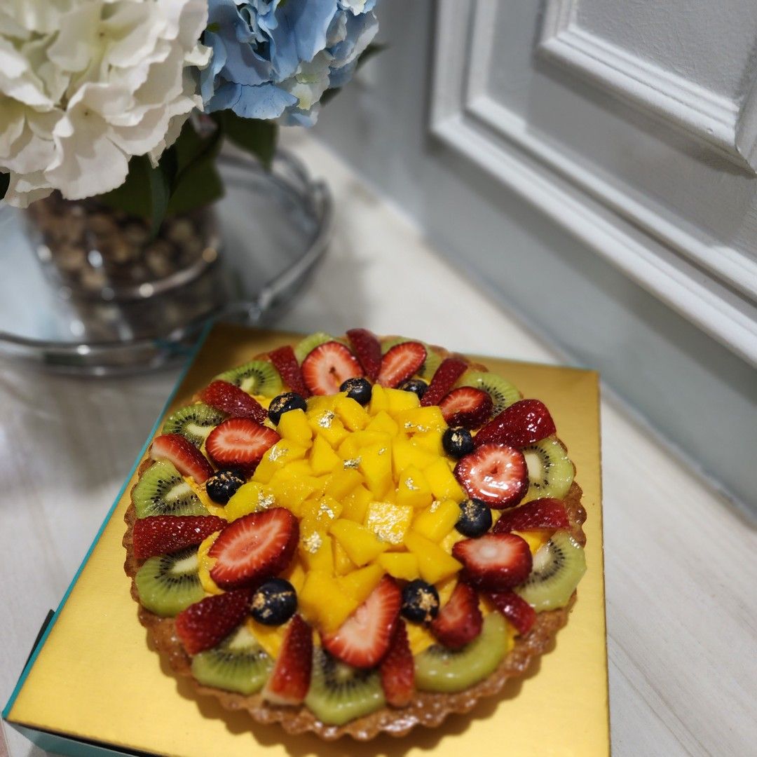 9 inch Fruit Tart (Halal), Food & Drinks, Homemade Bakes on Carousell
