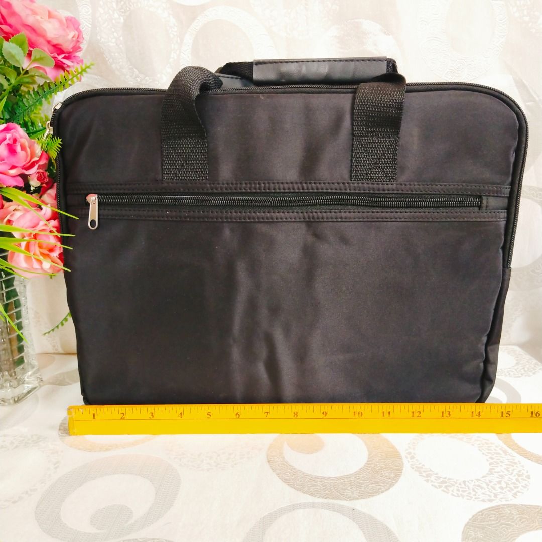 UPDATED #35 💯 % Authentic Nylon Laptop Bag (Category: Laptop Bags & Sleeves) located in Valenzuela. Submitted by sakura_japan_surplus (Listing ID 1216408819, Image 3). Description: 💯 % Authentic Nylon Laptop Bag Missing Sling This is the final & last price. No haggling please since I don’t overprice my finds. * with surprise free if you purchase 3 pcs of bags from my shop. ❗ My stuff are all ready to use. Items were cleaned, polished using leat