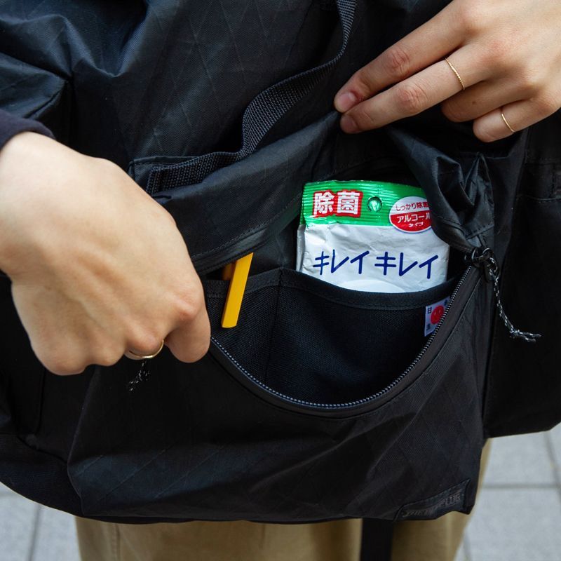 日本Bluelug A-pac Backpack x-pac rolltop 日本製户外單車品牌, 男裝