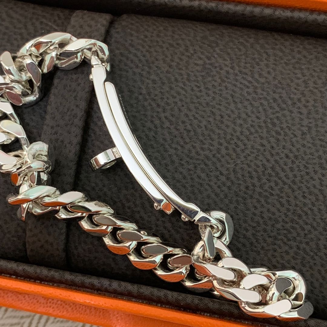 HERMES Sterling Silver TPM Kelly Gourmette Bracelet XS | FASHIONPHILE