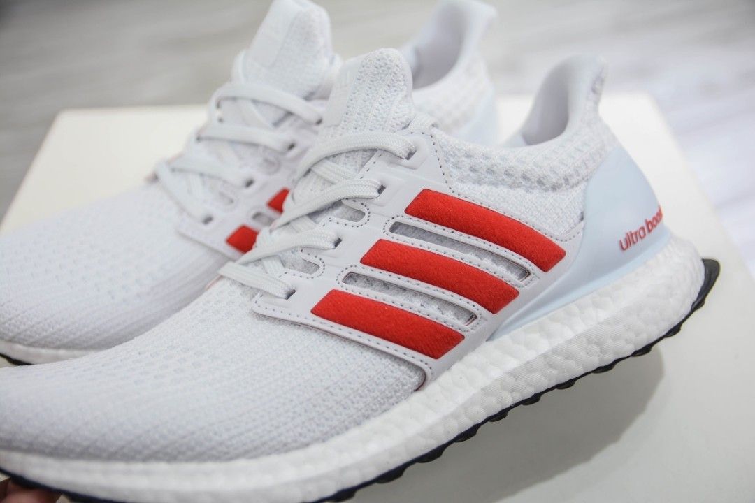 Ultra boost store 4.0 white scarlet