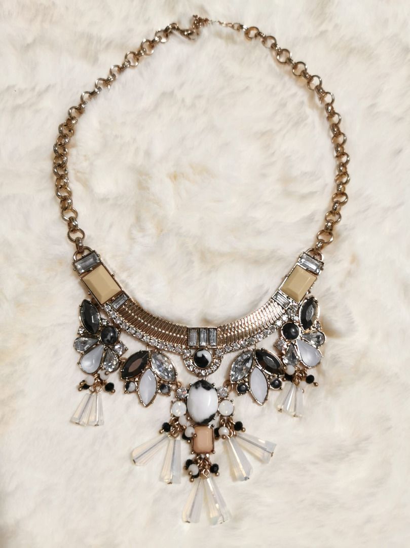 ALDO BOHEMIAN CHUNKY NECKLACE WITH HOWLITE LENGTH ADJUSTABLE