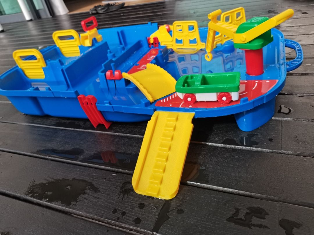 Aquaplay lockbox water new arrivals playset