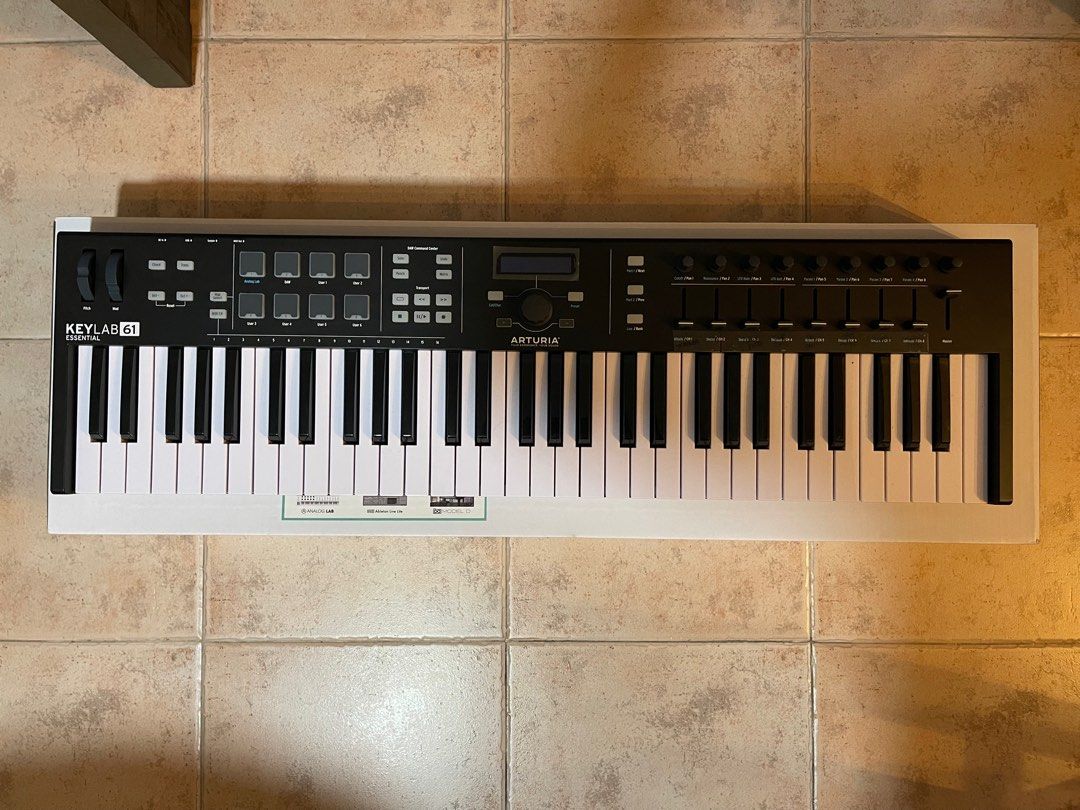 Arturia Keylab Essential 61 Mk 2, Hobbies & Toys, Music & Media ...