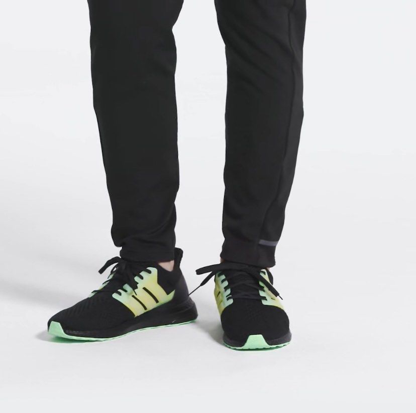 Authentic) Adidas Mens ULTRABOOST 5.0 DNA SHOES Black Beam Green, Men's  Fashion, Footwear, Sneakers on Carousell