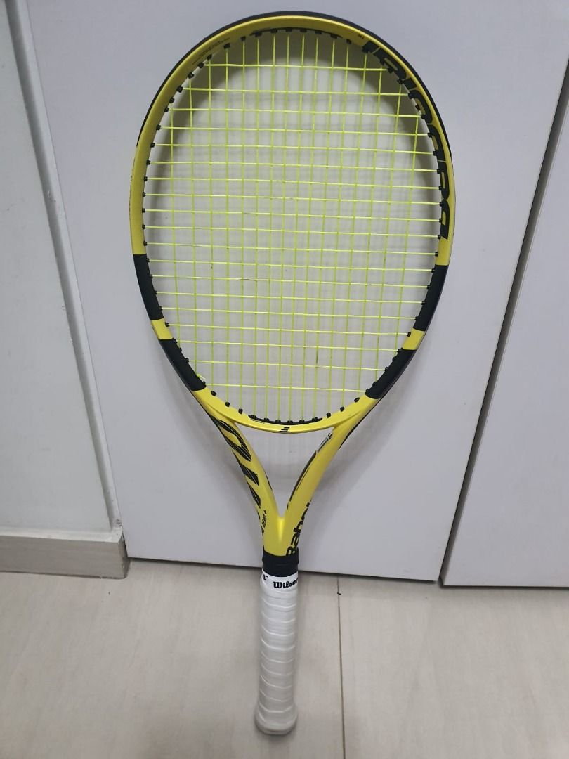 Babolat Pure Aero, Sports Equipment, Sports & Games, Racket & Ball ...
