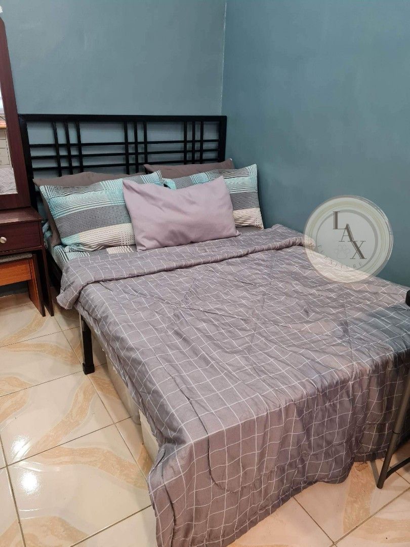 Bed frame (Category: Bed Frames & Mattresses) located in Valenzuela. Submitted by lax_furniture (Listing ID 1205623084, Image 2). Description: Price starts at PHP 4,300✅ ❗We are offering high quality bed frames, loft bed, double deck, triple deck, metal split type and sofa bed. 📍high quality materials 📍durable 📍G.I. tubular 📍Heavy duty 📍Hindi tinipid sa welding 📍Available in 3 colors :black, white, and gray :For custom colors just add 800 p