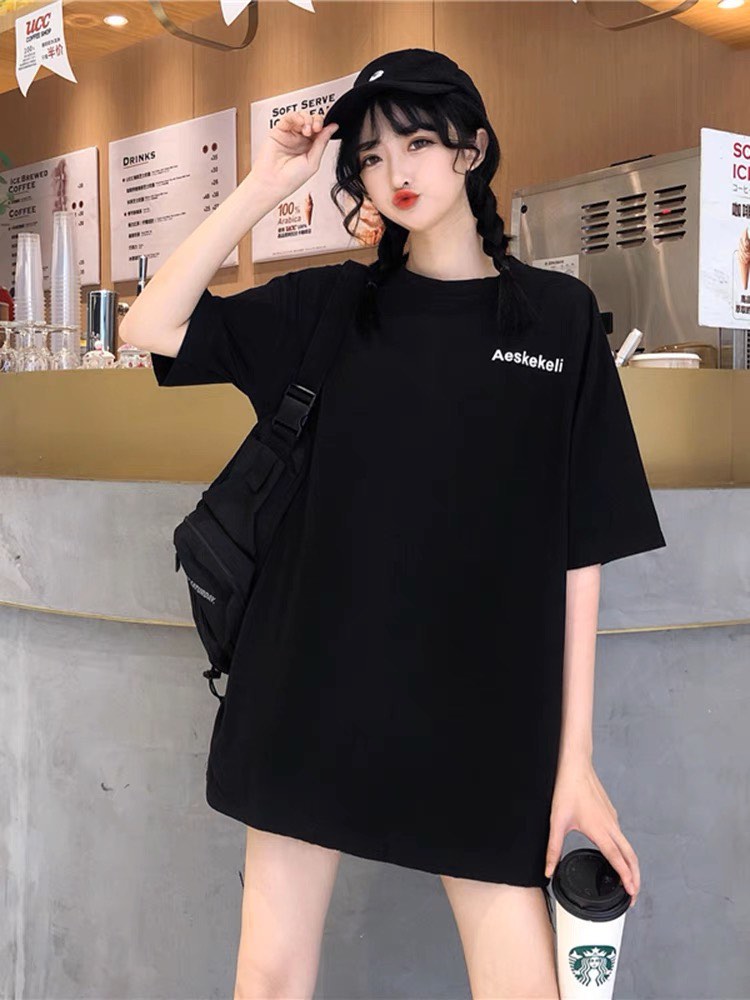 Girl discount black outfit