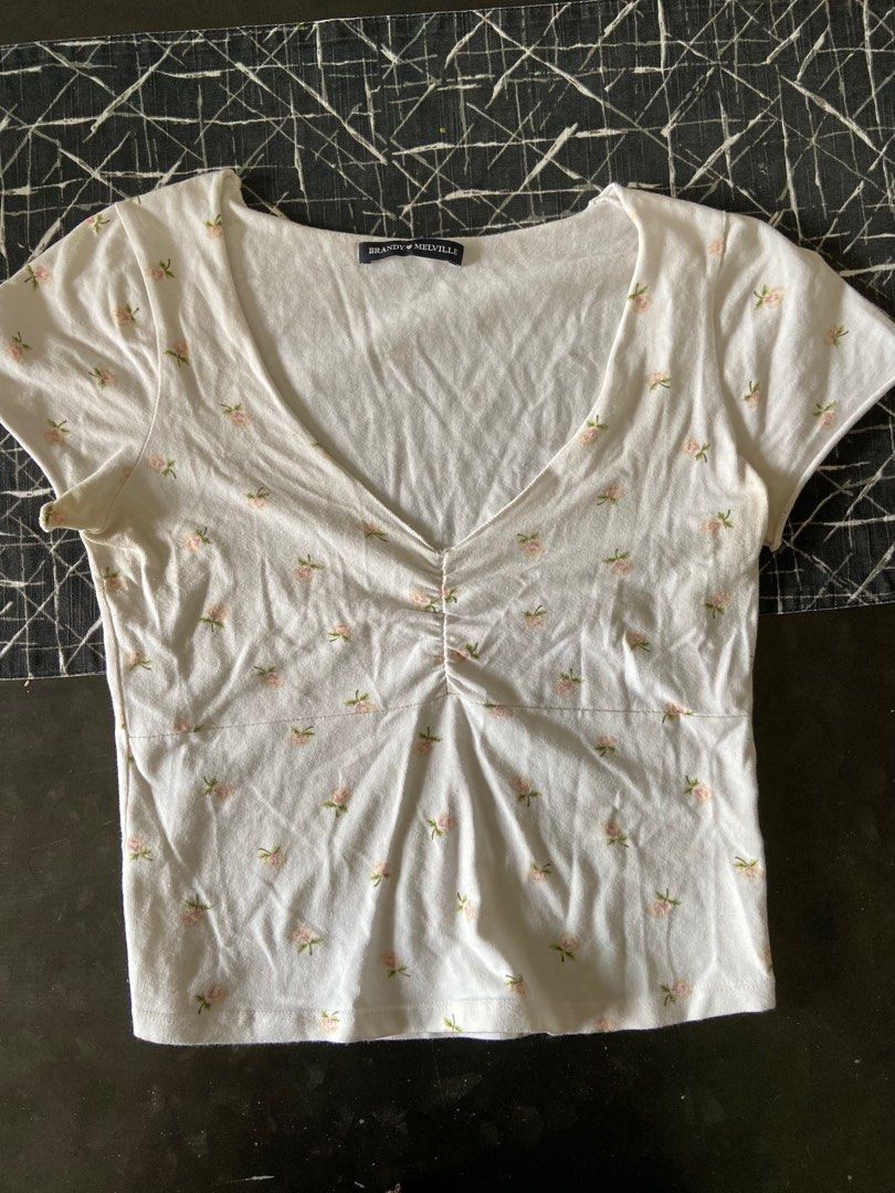BRANDY MELVILLE GINA TOP, Women's Fashion, Tops, Blouses on Carousell