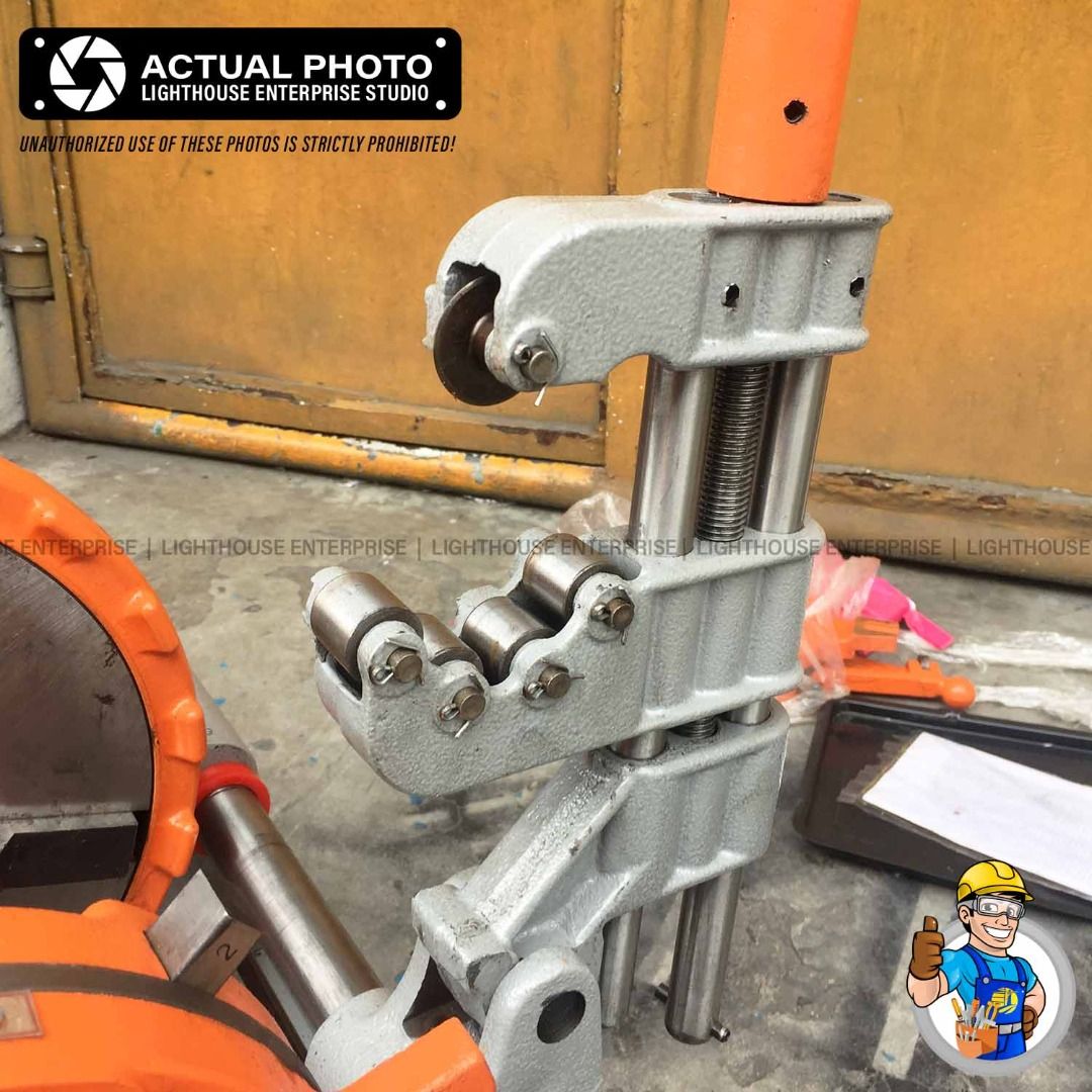 CAYKEN 750W Single Phase Pipe Threading Machine / Electrical Pipe Threader (1/2"-4") LIGHTHOUSE ENTERPRISE (Category: Construction Tools & Equipment) located in Caloocan City. Submitted by lighthouse_enterprise (Listing ID 1216326349, Image 3). Description: 𝐂𝐀𝐘𝐊𝐄𝐍 𝟕𝟓𝟎𝐖 𝐒𝐢𝐧𝐠𝐥𝐞 𝐏𝐡𝐚𝐬𝐞 𝐏𝐢𝐩𝐞 𝐓𝐡𝐫𝐞𝐚𝐝𝐢𝐧𝐠 𝐌𝐚𝐜𝐡𝐢𝐧𝐞 / 𝐄𝐥𝐞𝐜𝐭𝐫𝐢𝐜𝐚𝐥 𝐏𝐢𝐩𝐞 𝐓𝐡𝐫𝐞𝐚𝐝𝐞𝐫 (𝟏/𝟐"-𝟒") 𝐋𝐈𝐆𝐇𝐓𝐇𝐎𝐔𝐒𝐄 𝐄𝐍𝐓𝐄𝐑𝐏𝐑𝐈𝐒𝐄
