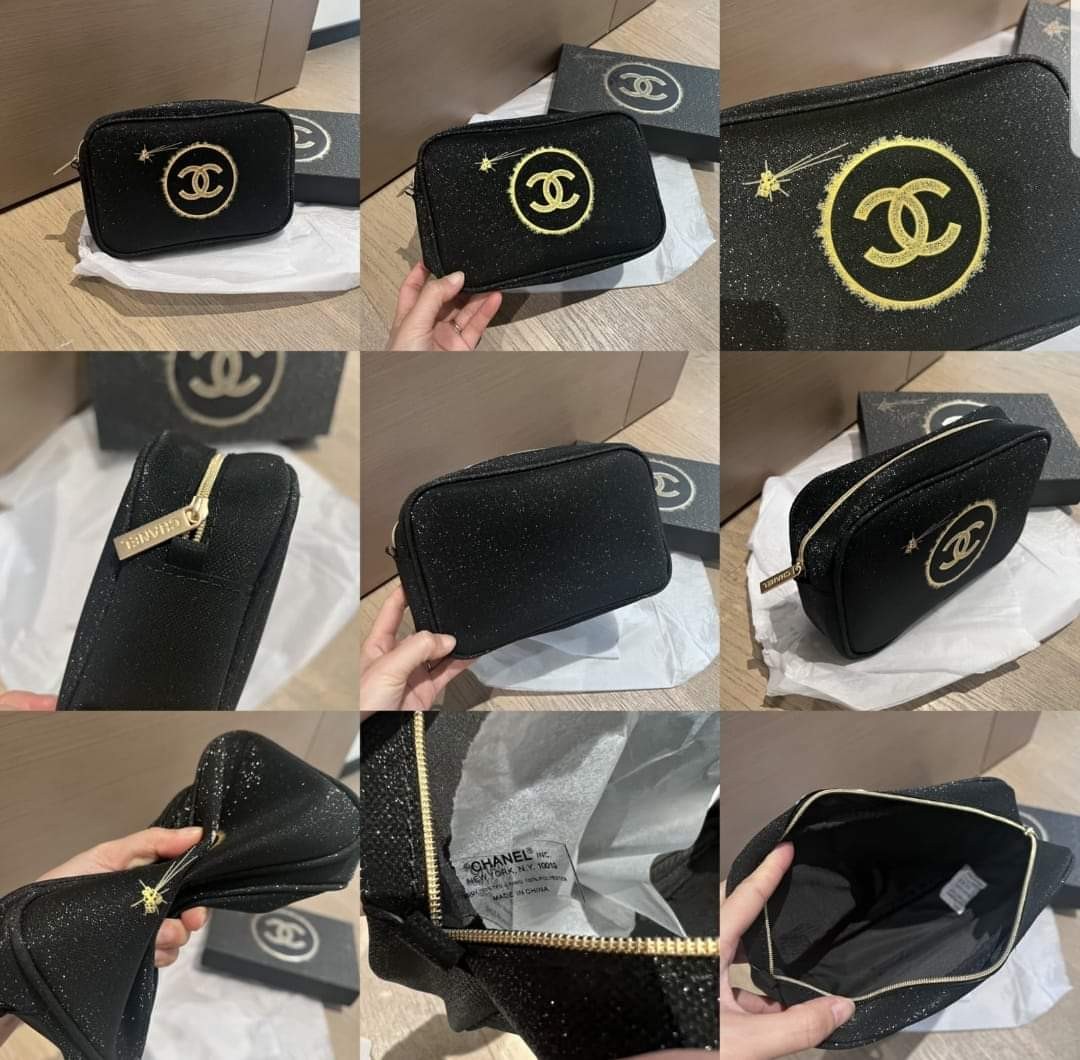 CHANEL 聖誕限定禮遇‼️化妝袋 , 預購- Carousell