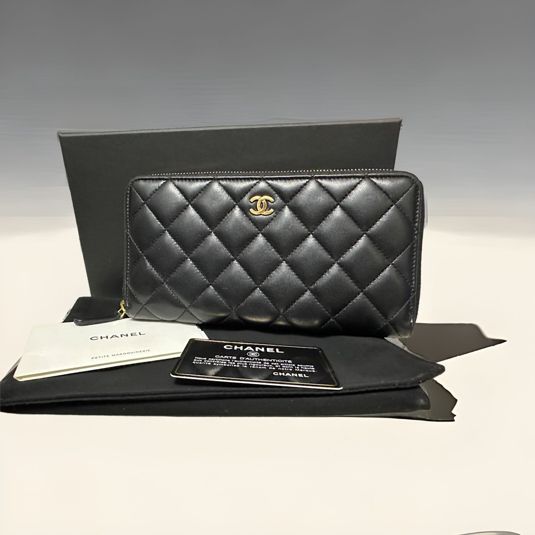 Chanel black lambskin wallet
