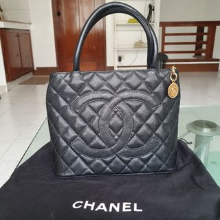 Authentic Preloved Chanel Caviar Medallion Tote in Beige with Silver  Hardware, Luxury, Bags & Wallets on Carousell