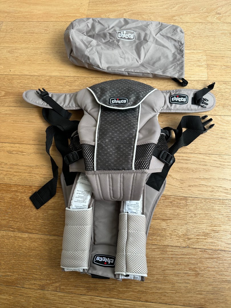 Chicco magic carrier deals