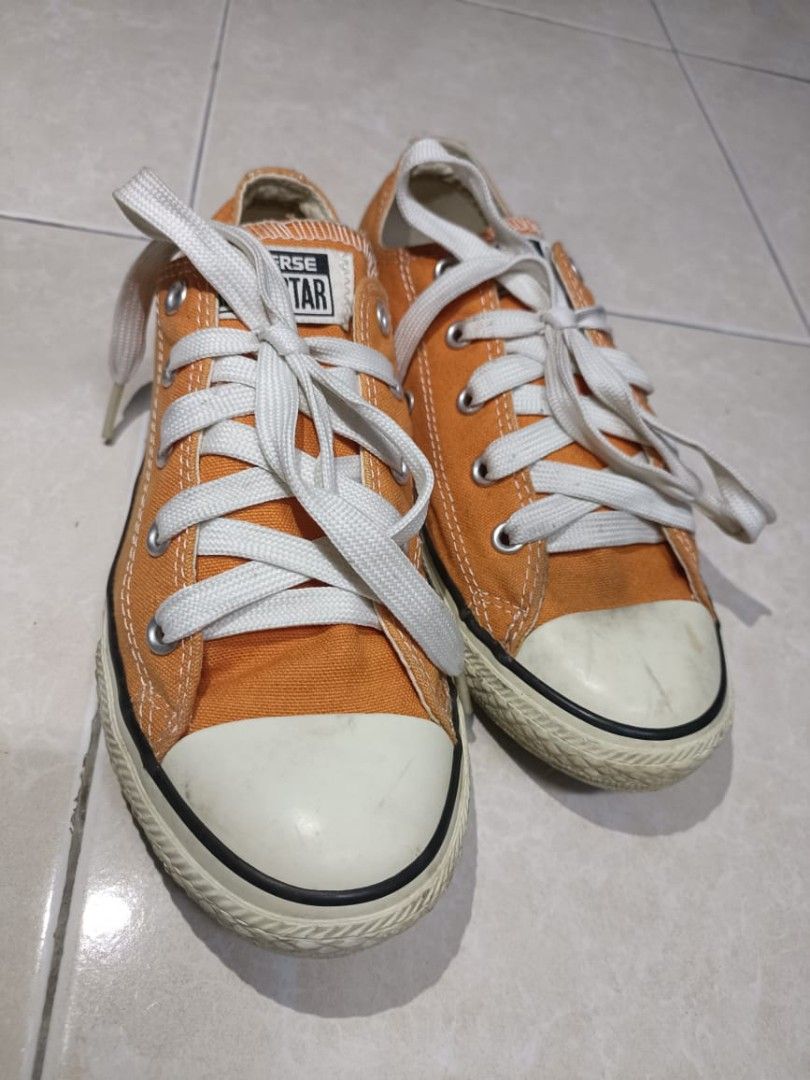 Converse sneakers authentic from overseas can nego if srs wtb